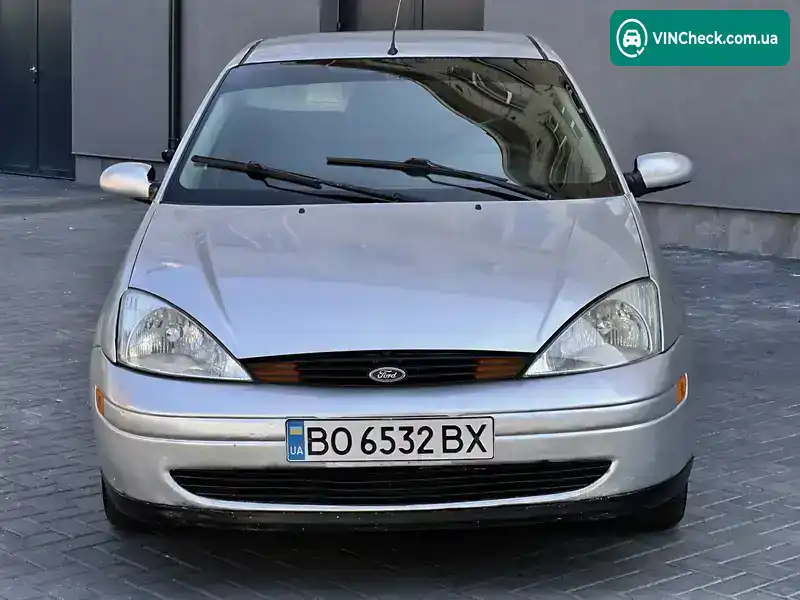 Ford Focus 2002, фото з оголошення 2 з 20, VIN 1FAFP33P22W357881