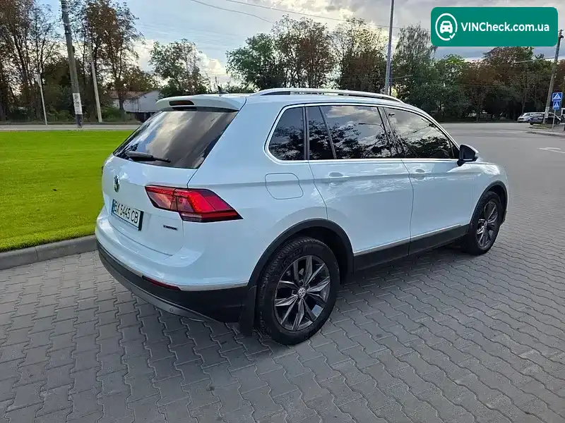Volkswagen Tiguan 2018, фото з оголошення 2 з 20, VIN WVGZZZ5NZJW891955