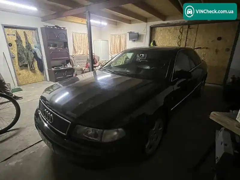 Audi A8 1998, фото з оголошення 2 з 12, VIN WAUZZZ4DZWN013566