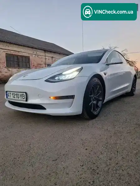 Tesla Model 3 2020, фото з оголошення 1 з 21, VIN 5YJ3E1EA5LF632570