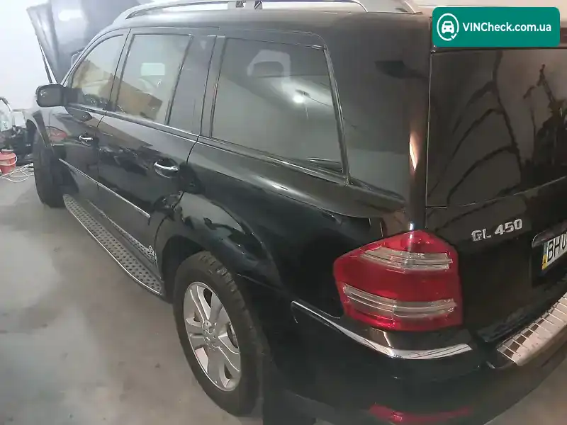Mercedes-Benz GL-Class 2007, фото з оголошення 2 з 10, VIN WDCBF71E57A154019