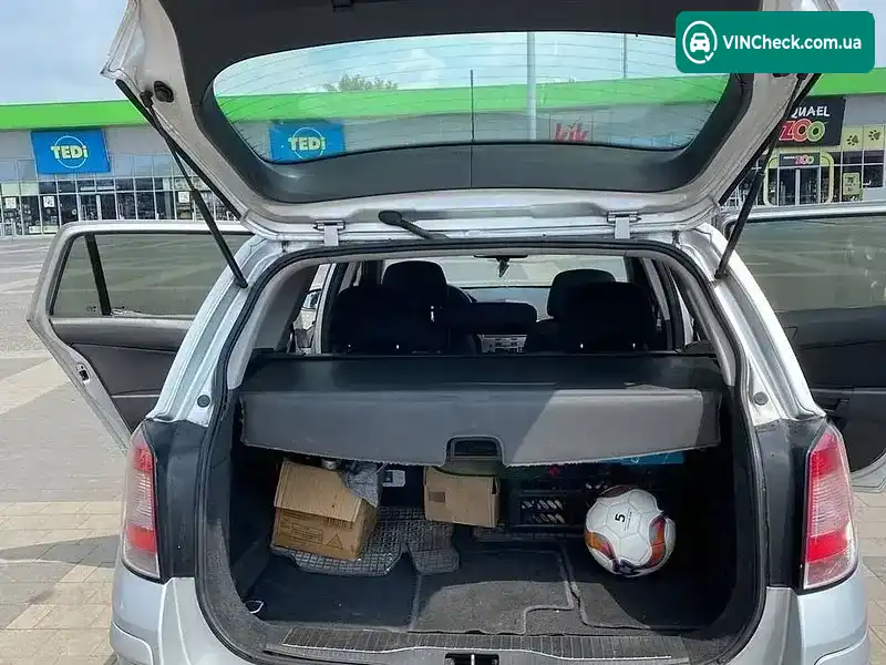 Opel Astra 2008, фото з оголошення 2 з 20, VIN W0L0AHL3582102723