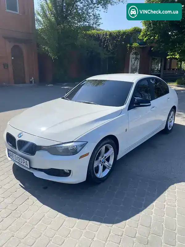 BMW 3 Series 2014, фото з оголошення 1 з 20, VIN WDF44770313668071