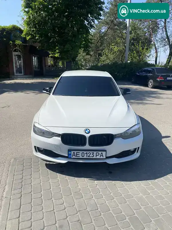 BMW 3 Series 2014, фото з оголошення 2 з 20, VIN WDF44770313668071