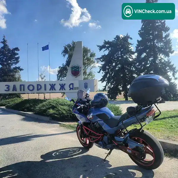Honda CB 600F Hornet 2001, фото з оголошення 2 з 13, VIN JH2PC34E8YM203212
