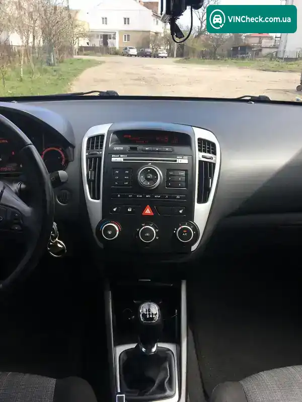 Kia Ceed 2009, фото з оголошення 2 з 11, VIN U5YHB816AAL126706