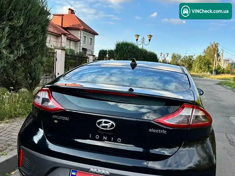 Hyundai Ioniq 2017, фото з оголошення 2 з 10, VIN KMHC851HFHU013832