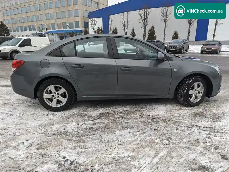 Chevrolet Cruze 2011, фото з оголошення 2 з 20, VIN KL1JF69E9BK135483