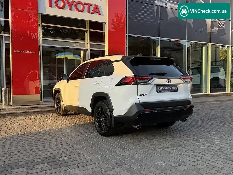 Toyota RAV4 2022, фото з оголошення 2 з 20, VIN JTMW43FV20D122645