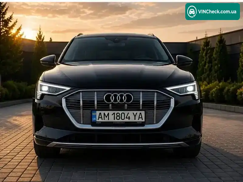 Audi e-tron 2019, фото з оголошення 1 з 14, VIN WAUZZZGE7LB010369