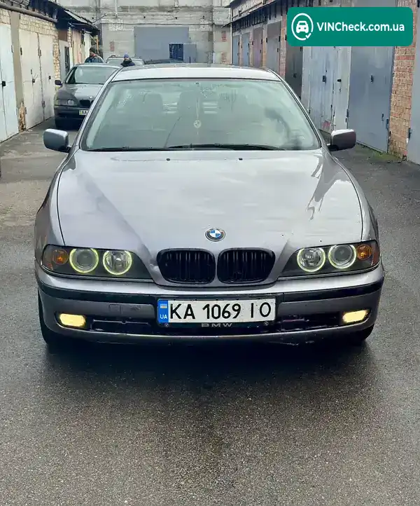 BMW 5 Series 1999, фото з оголошення 1 з 11, VIN WBADM11090GP14255