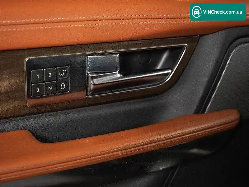 Land Rover Range Rover 2012, фото з оголошення 1 з 20, VIN SALLSAAF4CA733587