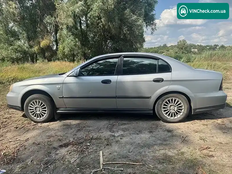 Chevrolet Evanda 2005, фото з оголошення 2 з 10, VIN Y6DLF69ZE5B159165