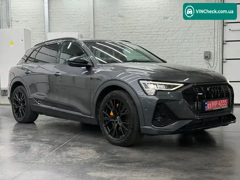 Audi e-tron 2021, фото з оголошення 2 з 20, VIN WAUZZZGE8NB019763