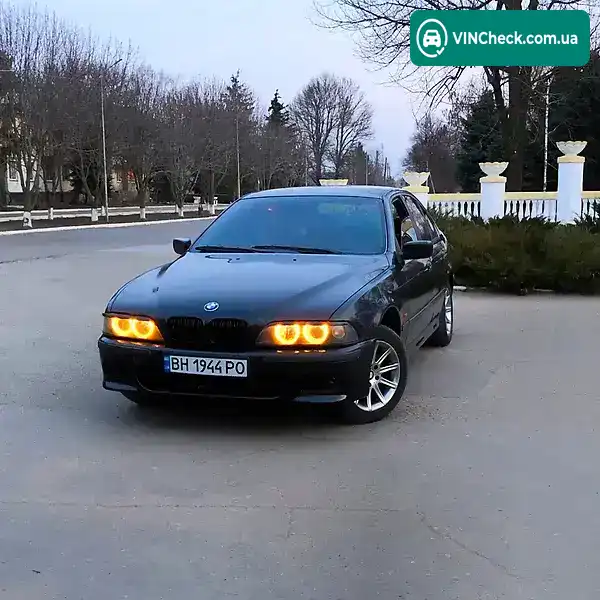 BMW 5 Series 2000, фото з оголошення 1 з 5, VIN WBADF71080BS48408