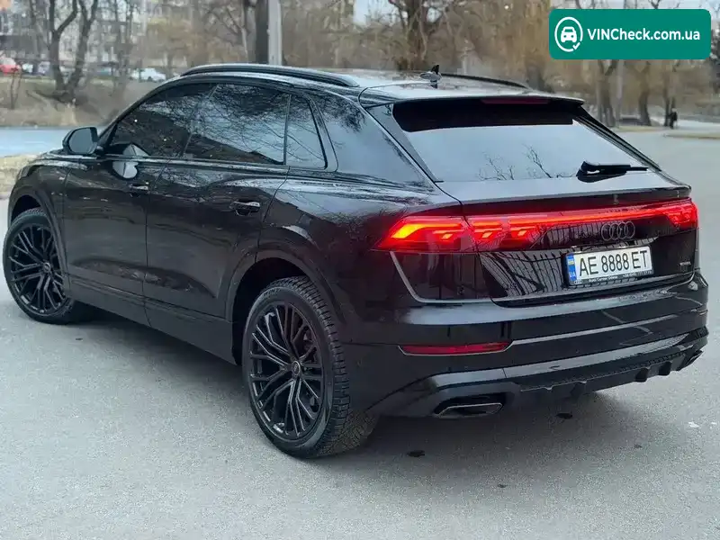 Audi Q8 2025, фото з оголошення 2 з 20, VIN WAUZZZF10SD032487