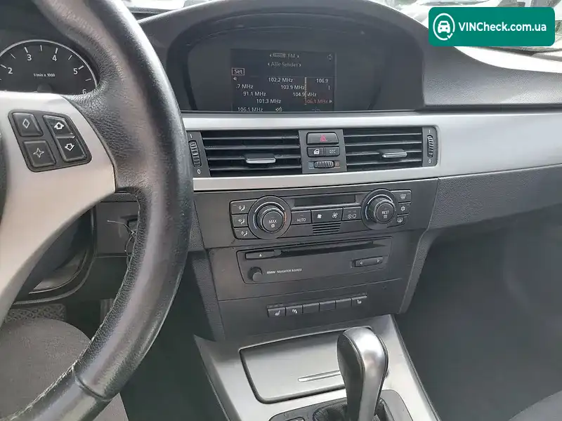 BMW 3 Series 2006, фото з оголошення 1 з 16, VIN WBAVR510X0FE83534