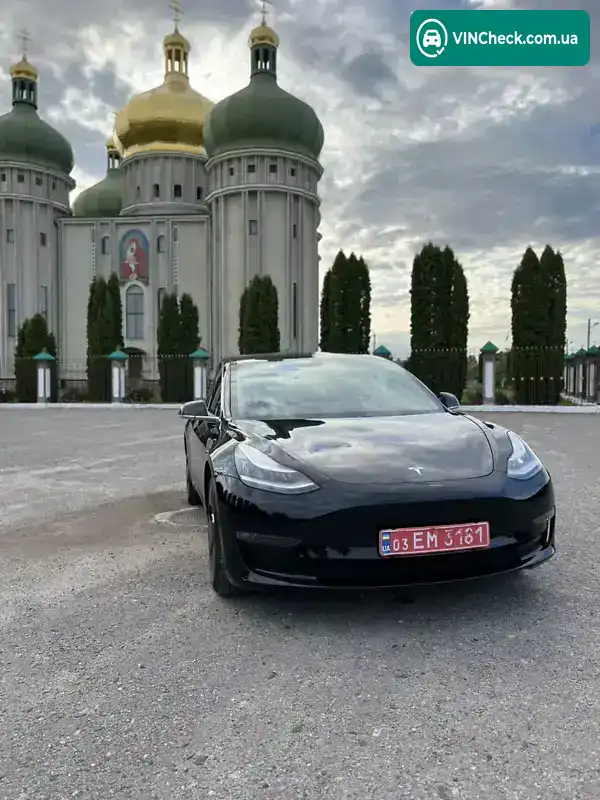 Tesla Model 3 2019, фото з оголошення 2 з 20, VIN 5YJ3E7EB8KF243352