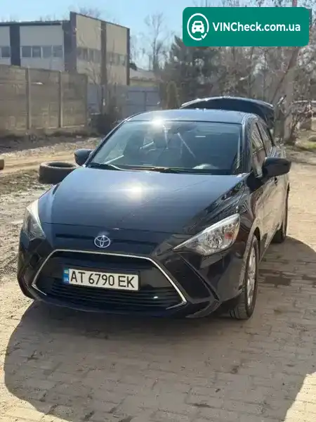 Toyota Yaris 2015, фото з оголошення 1 з 13, VIN 3MYDLBZV7GY122472