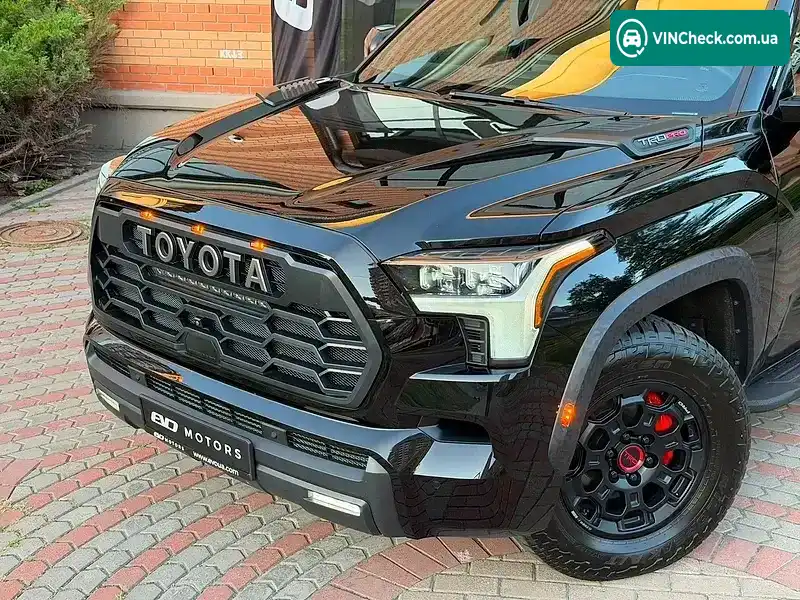 Toyota Sequoia 2023, фото з оголошення 2 з 20, VIN 7SVAAABA0PX015425