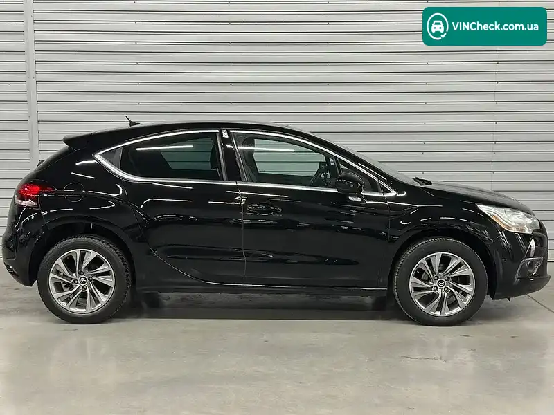 Citroen DS4 2012, фото з оголошення 2 з 20, VIN VF7NX9HR8BY567300