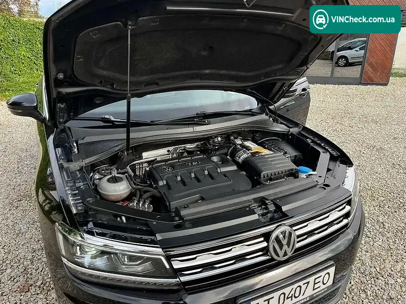 Volkswagen Tiguan 2016, фото з оголошення 1 з 20, VIN WVGZZZ5NZHW313391