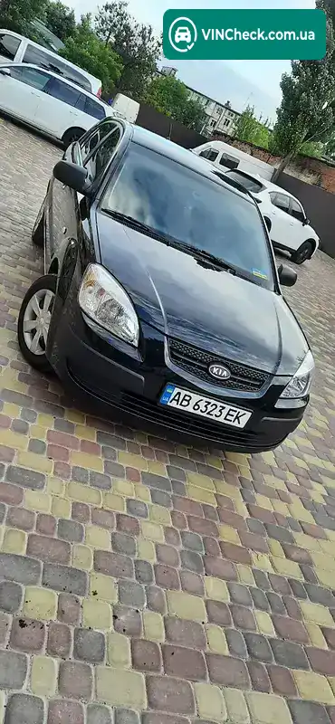 Kia Rio 2006, фото з оголошення 2 з 20, VIN KNEDE241266090964