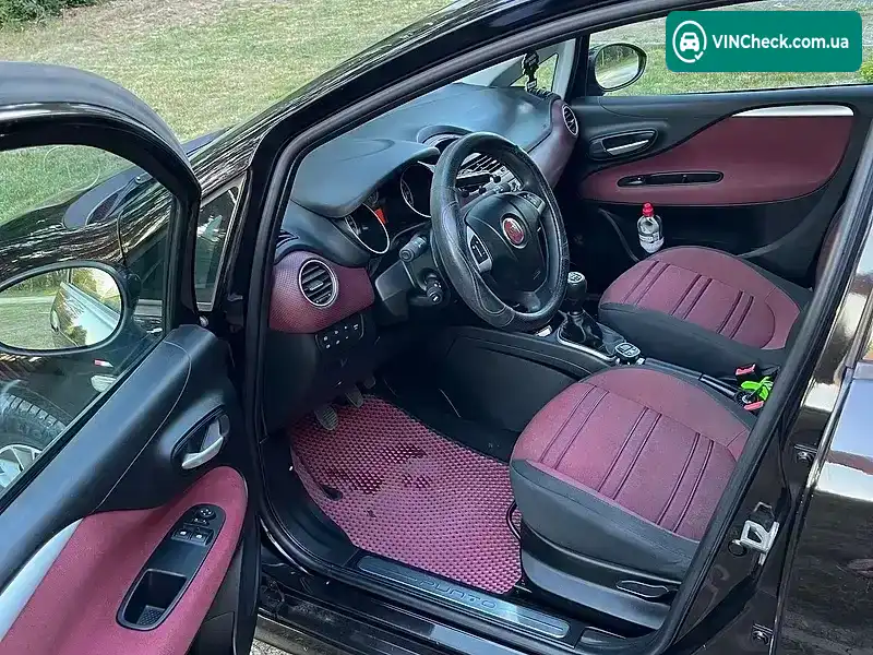 Fiat Punto 2010, фото з оголошення 2 з 16, VIN ZFA19900001701254