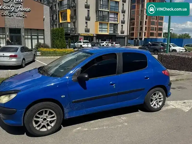 Peugeot 206 2004, фото з оголошення 1 з 11, VIN VF32AKFWF44153503