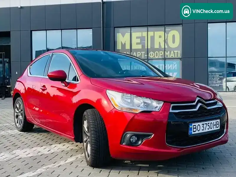 Citroen DS4 2013, фото з оголошення 1 з 13, VIN VF7NX9HD8DY530474