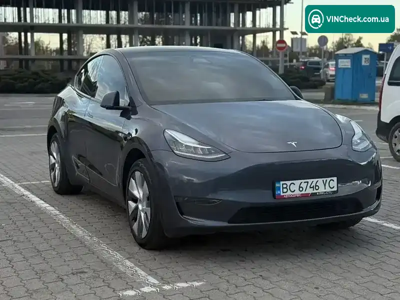 Tesla Model Y 2023, фото з оголошення 2 з 12, VIN 7SAYGDEE4PA136525