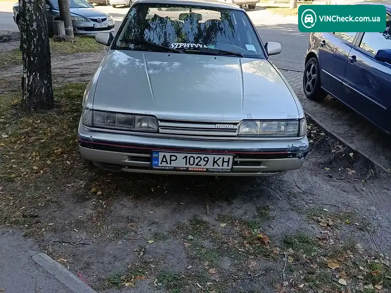 Mazda 626 1987, фото з оголошення 2 з 20, VIN JMZGD12D201125604