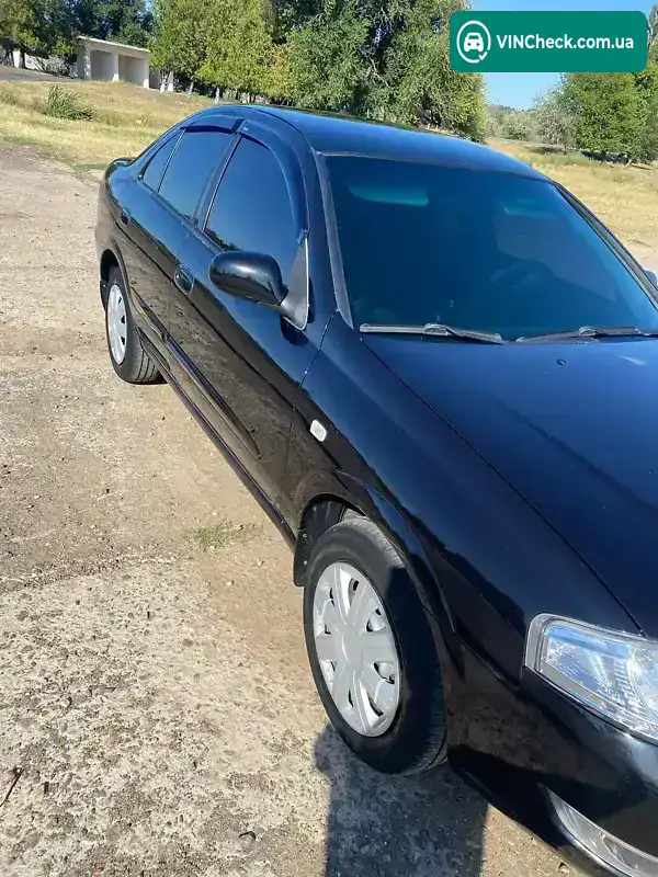 Nissan Almera 2010, фото з оголошення 2 з 12, VIN KNMCSHLMSBP812929