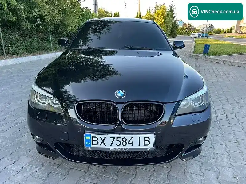 BMW 5 Series 2007, фото з оголошення 2 з 20, VIN WBANF31020CX52847