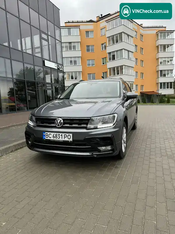 Volkswagen Tiguan 2020, фото з оголошення 2 з 19, VIN 3VV1B7AX2LM122834