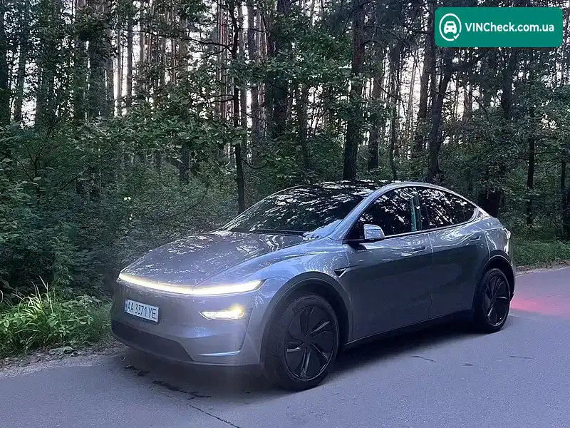 Tesla Model Y 2025, фото з оголошення 1 з 7, VIN 7SAYGDEE6TA477287