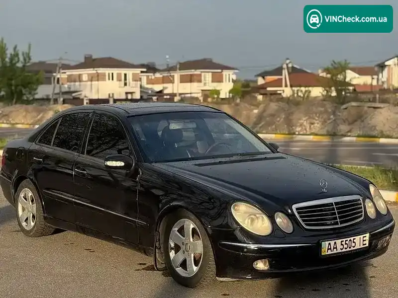 Mercedes-Benz E-Class 2004, фото з оголошення 2 з 10, VIN WDB2110821X115407