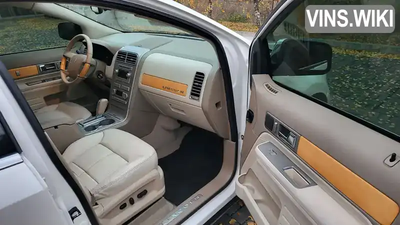 Lincoln MKX 2007, фото з оголошення 2 з 21, VIN 2LMDU88C47BJ07578
