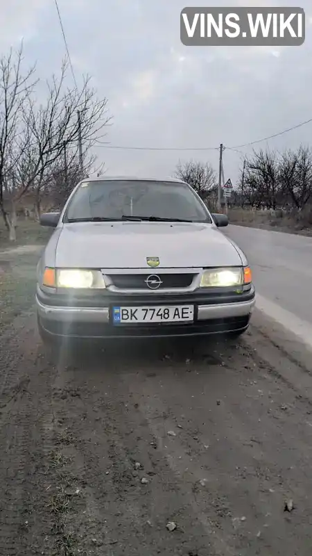Opel Vectra 1993, фото з оголошення 2 з 14, VIN W0L000087P7553026