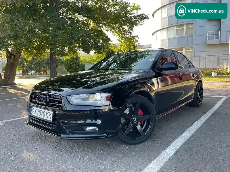 Audi A4 2013, фото з оголошення 1 з 14, VIN WAUFFAFL0DN038107