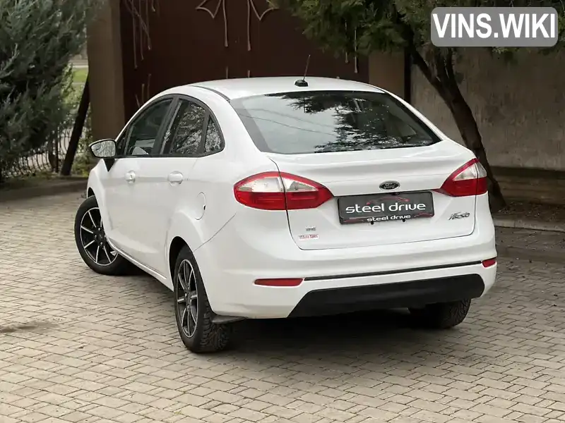 Ford Fiesta 2017, фото з оголошення 2 з 15, VIN 3FADP4BJ7JM101938