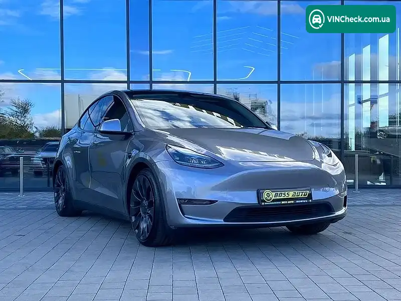 Tesla Model Y 2024, фото з оголошення 2 з 20, VIN 7SAYGDEF4SF232272