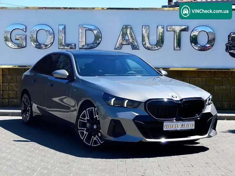 BMW 5 Series 2025, фото з оголошення 1 з 20, VIN WBA31FL070CU09178
