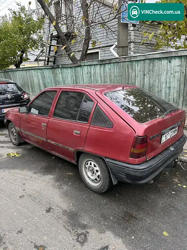 Opel Kadett 1988, фото з оголошення 2 з 4, VIN W0L000034H5175343