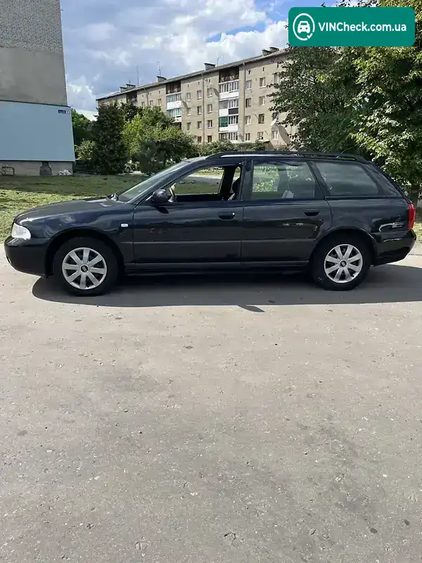 Audi A4 2000, фото з оголошення 2 з 13, VIN WAUZZZ8DZYA075526