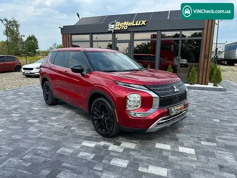 Mitsubishi Outlander 2024, фото з оголошення 1 з 20, VIN JA4J3VA81RZ043181