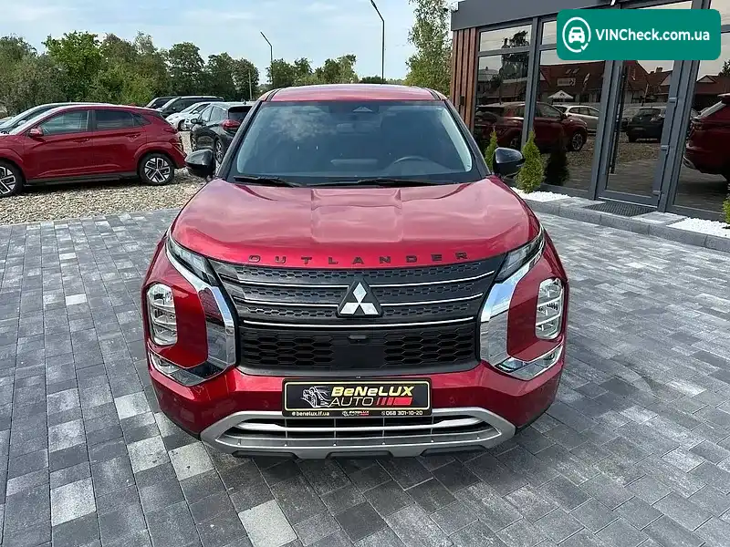 Mitsubishi Outlander 2024, фото з оголошення 2 з 20, VIN JA4J3VA81RZ043181