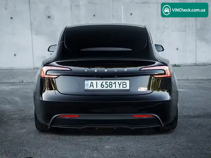 Tesla Model 3 2024, фото з оголошення 2 з 21, VIN 5YJ3E1EAXRF867023