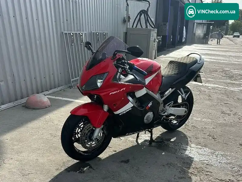 Honda CBR 600F 2001, фото з оголошення 1 з 10, VIN JH2PC35E91M204745