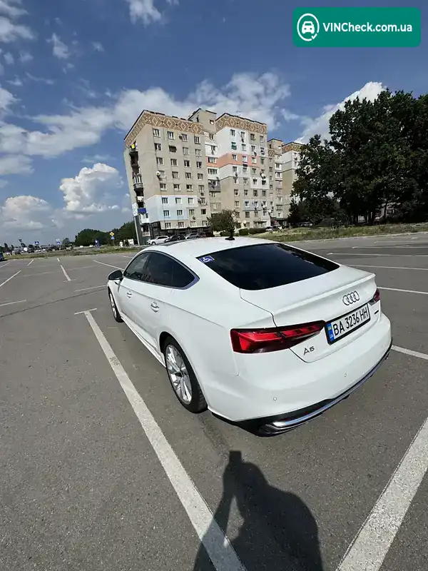 Audi A5 2021, фото з оголошення 2 з 13, VIN WAUABCF59NA006557